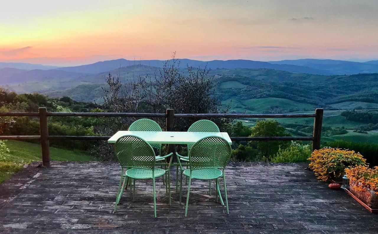 Villa San Regolino whit private pool Radicondoli Esterno foto